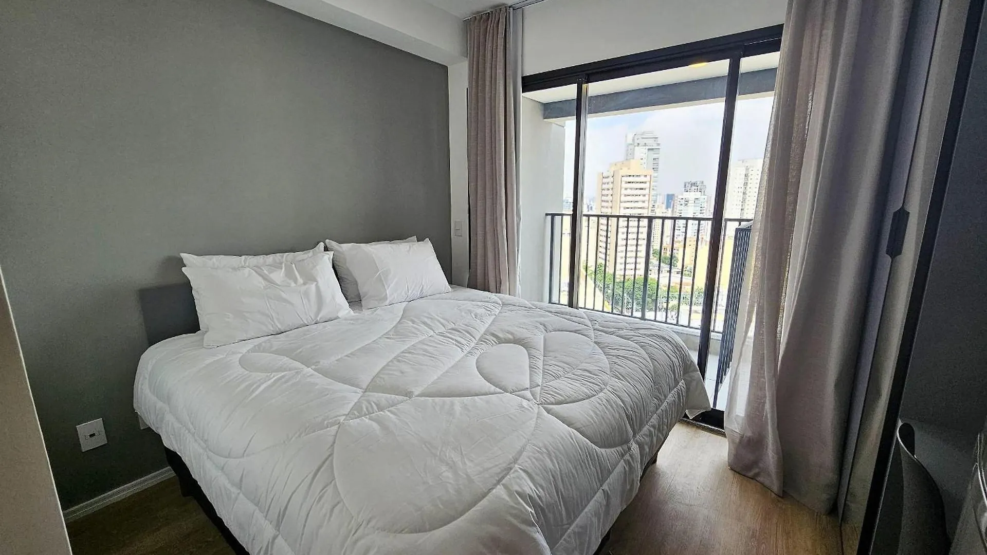 Apartment Nik Estacao Vila Mariana By Housi Sao Paulo Brazil